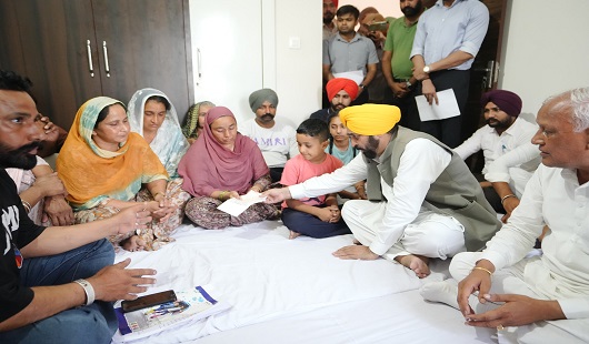 Financial Assistance To Family Of Martyr Naik Surinder Singh