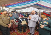 Vajra Corps Commemorates 10th Defence Services Veterans’ Day at Khasa, Amritsar Vajra Corps Commemorates 10th Defence Services Veterans’ Day at Khasa, Amritsar